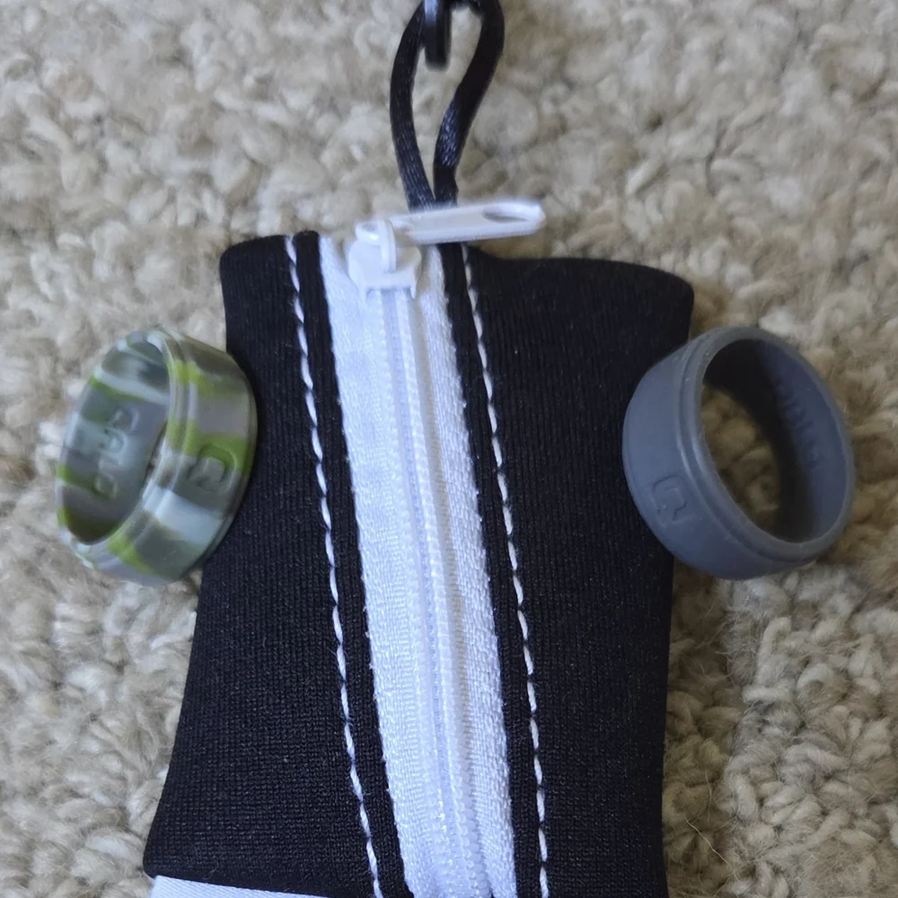 QALO Dual-Tone Silicone Rings - Gray and Green